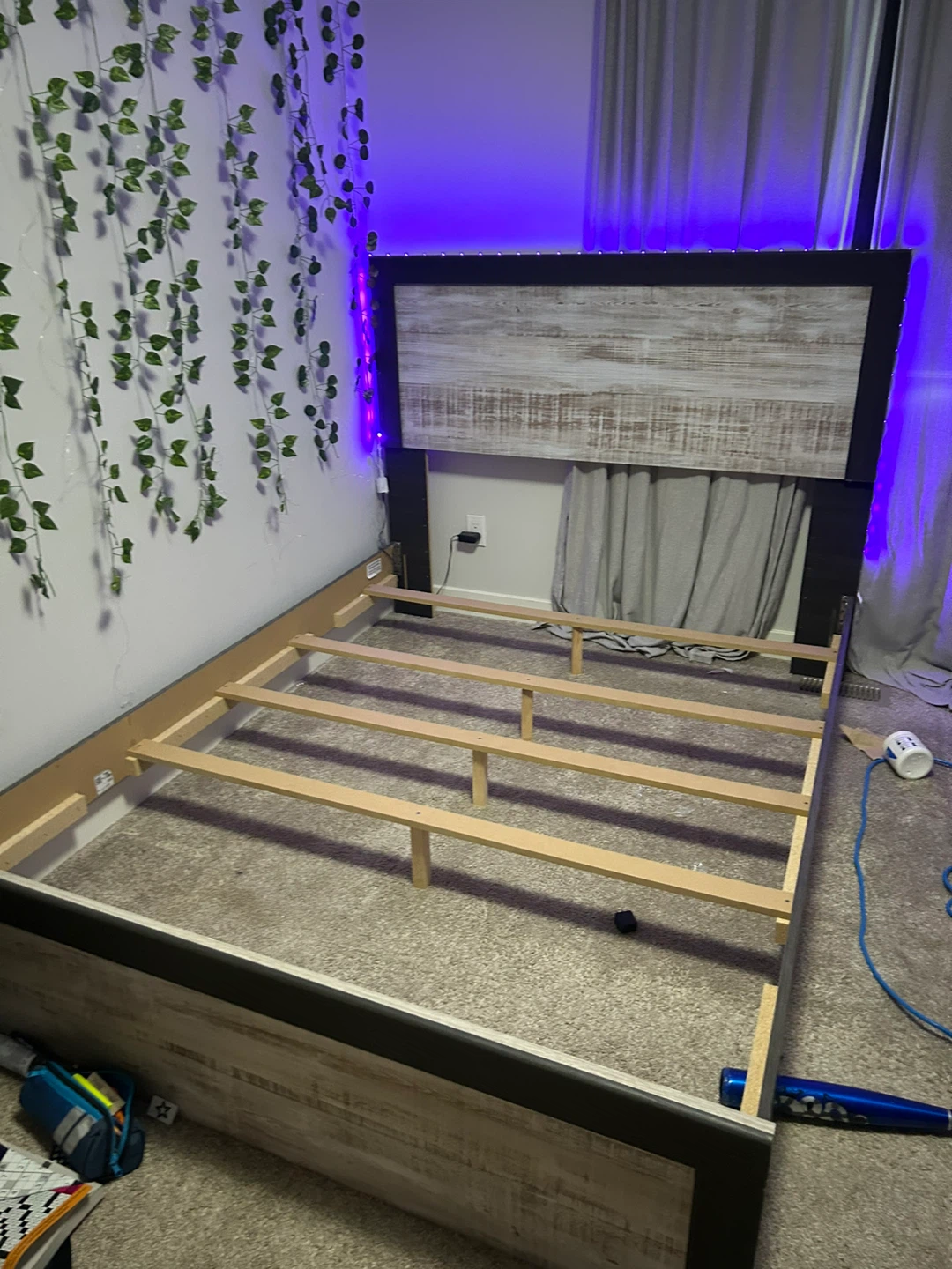 Queen Size Bed Frame with Headboard - photo 2