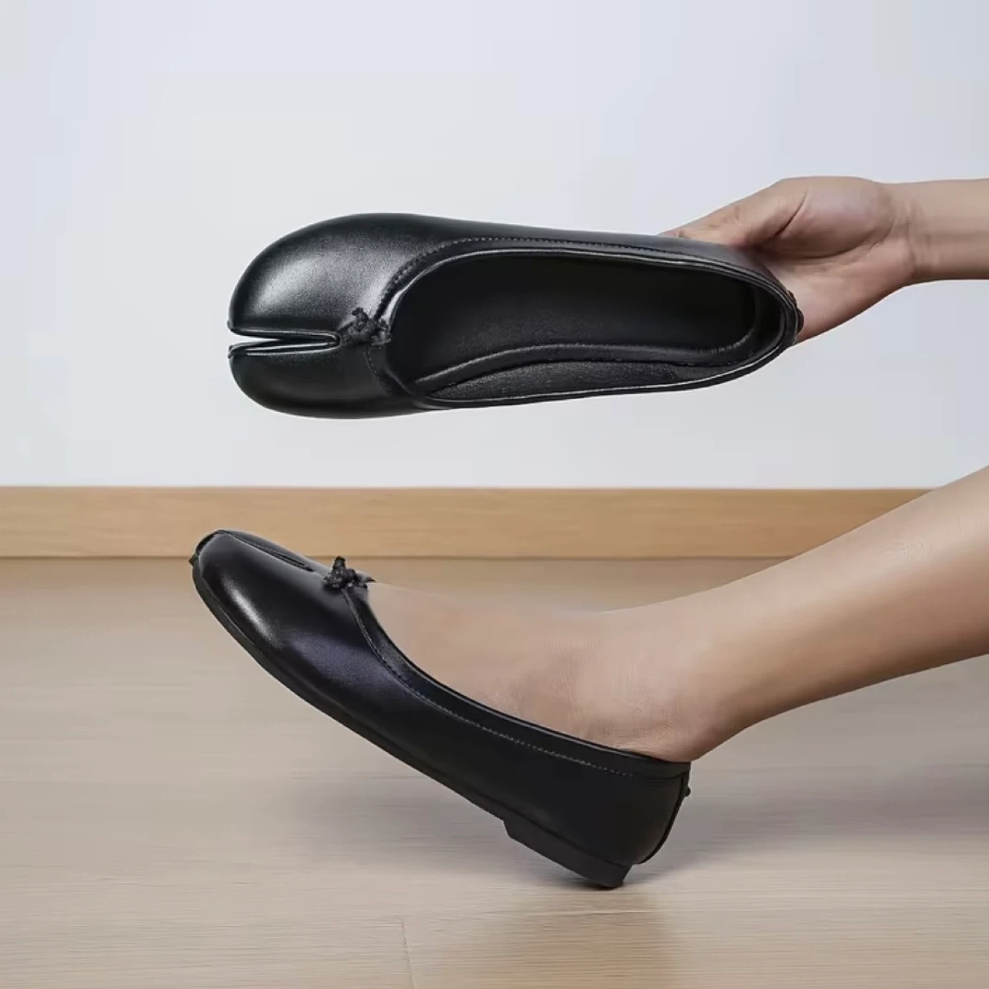 Black Split-Toe Ballet Flats - photo 5