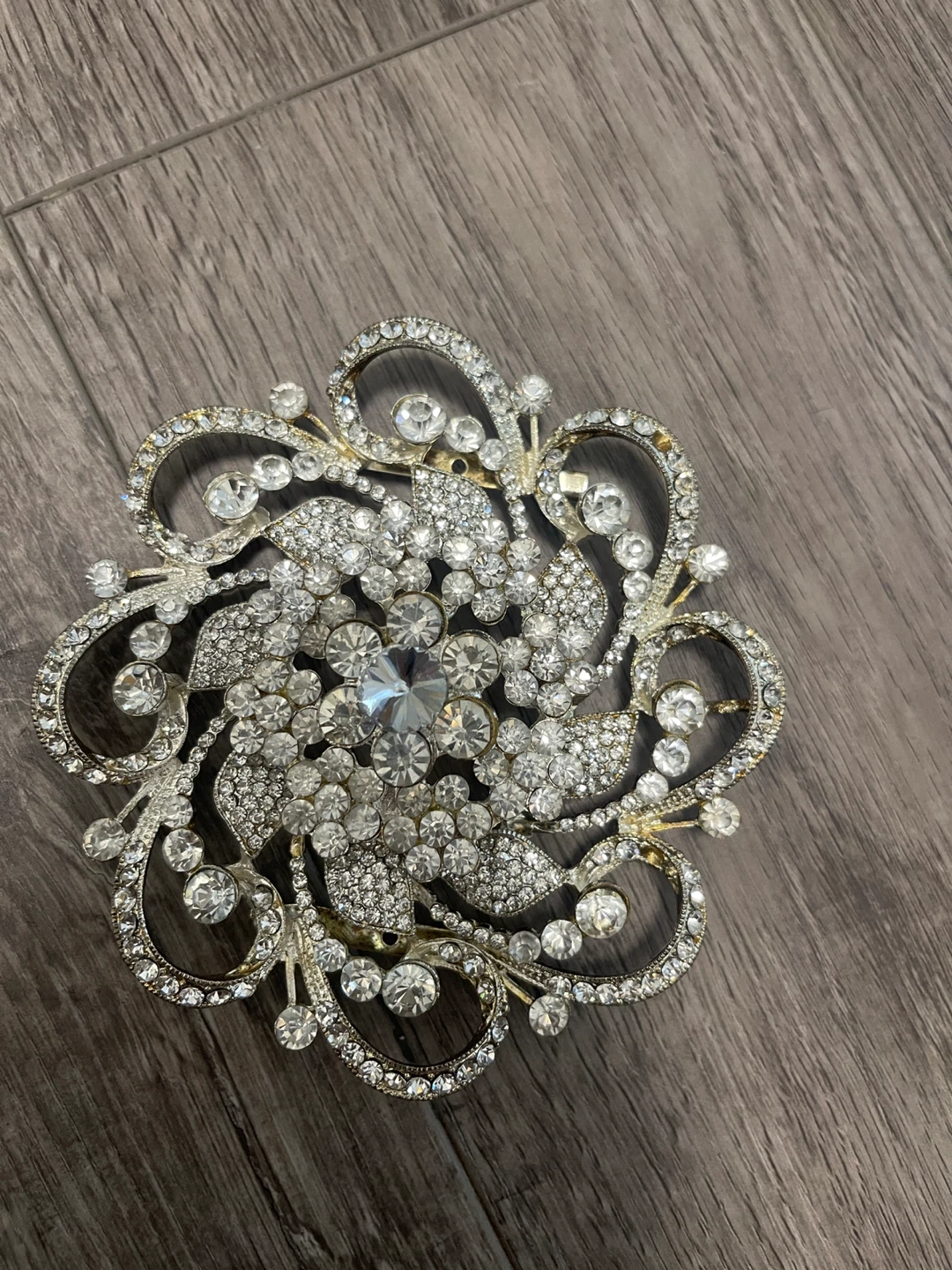 Sparkly Rhinestone Flower Brooch Pin