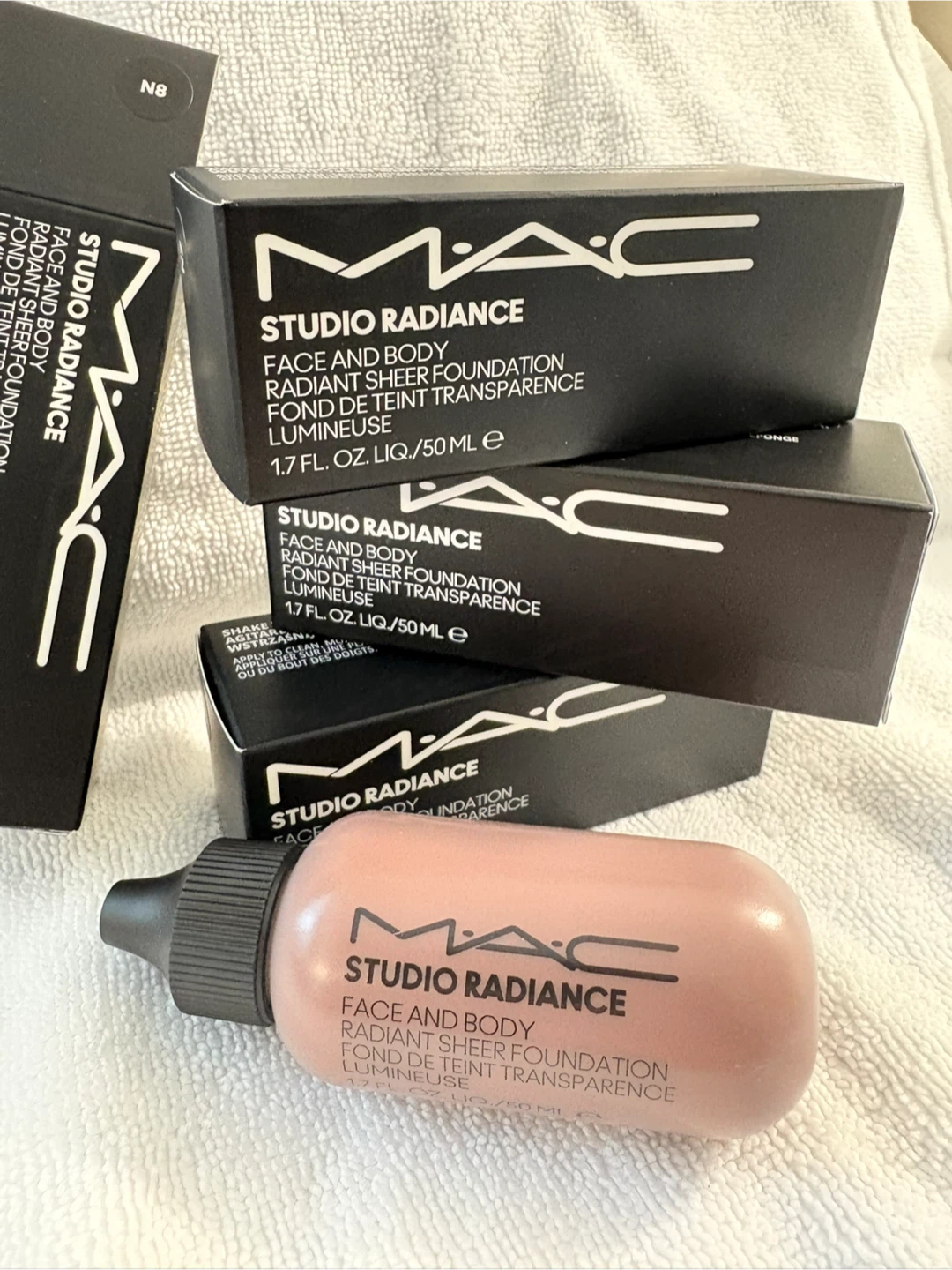 MAC Studio Radiance Face and Body Foundation