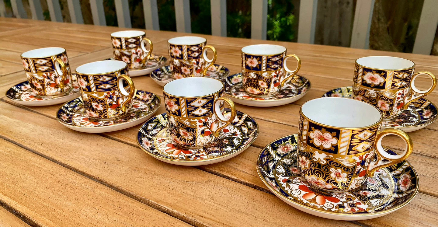 EARLY1900’s Royal Crown Derby Imari 2451 demitasse cups/saucers - photo 4