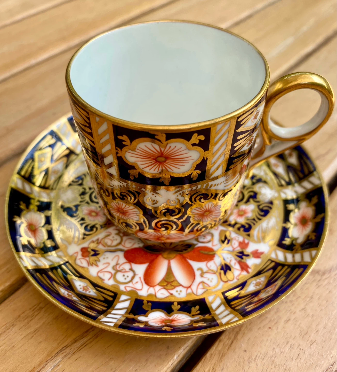 EARLY1900’s Royal Crown Derby Imari 2451 demitasse cups/saucers - photo 3