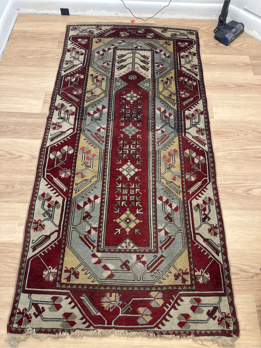 Area Rug 3’7” x 7’7”