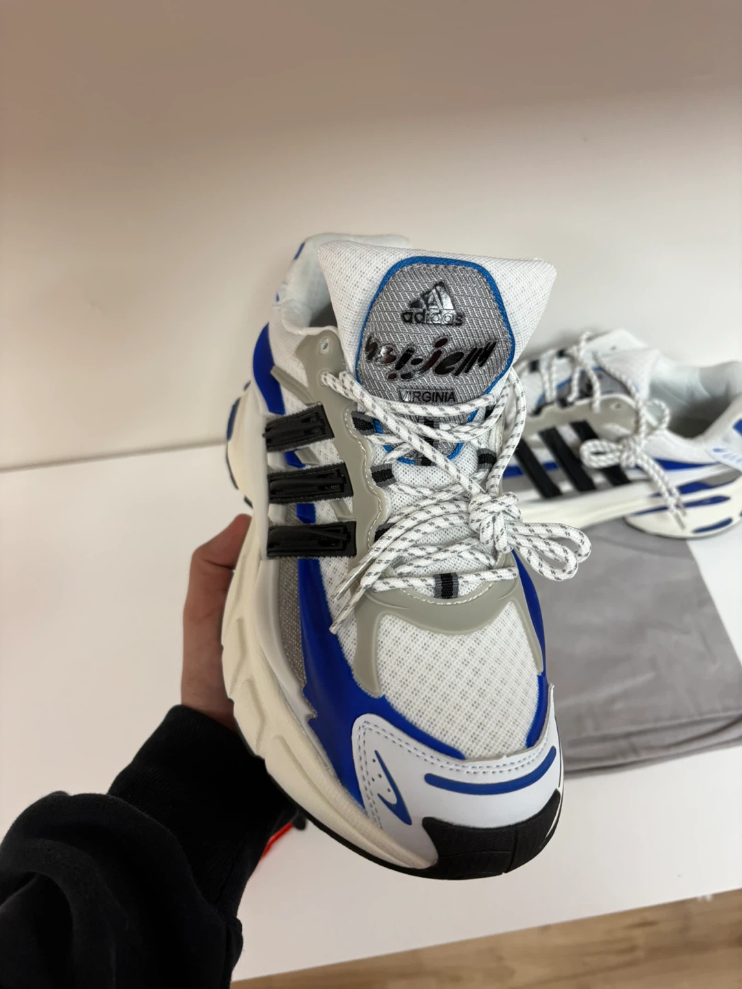 Adidas Response CL "Virginia" Sneakers - photo 4