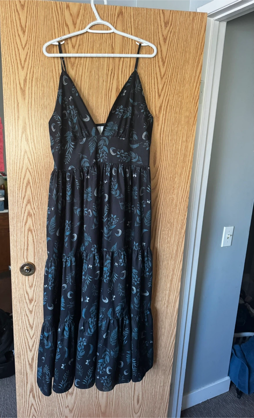 Black Celestial Print Maxi Dress