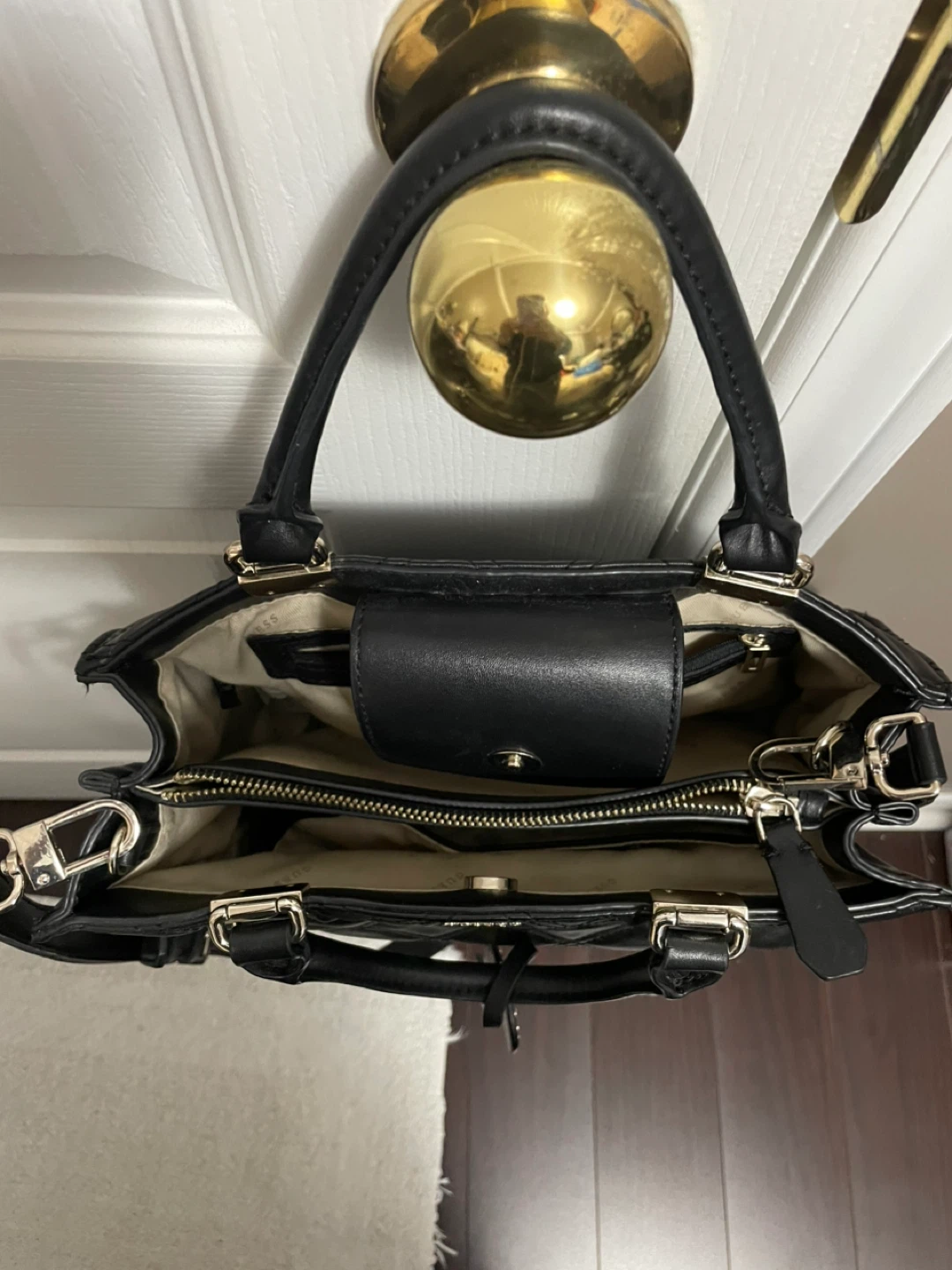Guess Black Quilted Satche Handbag - photo 3