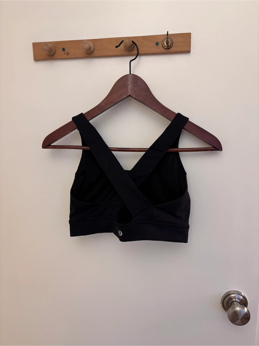 Lululemon Sports Bra (size 4) - photo 2