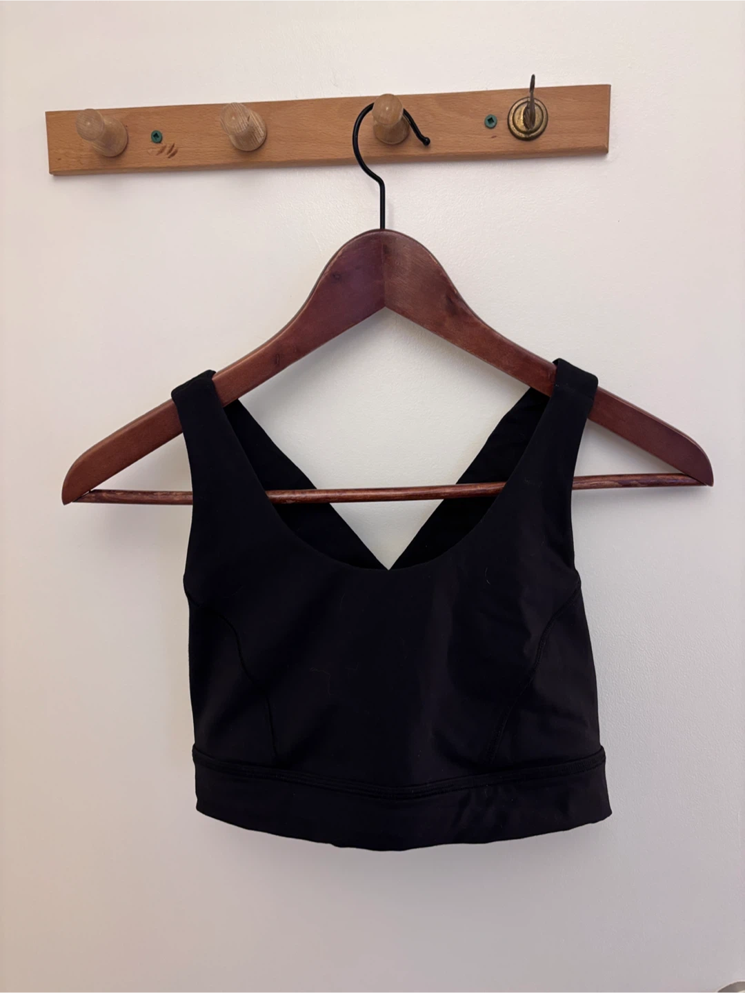 Lululemon Sports Bra (size 4)