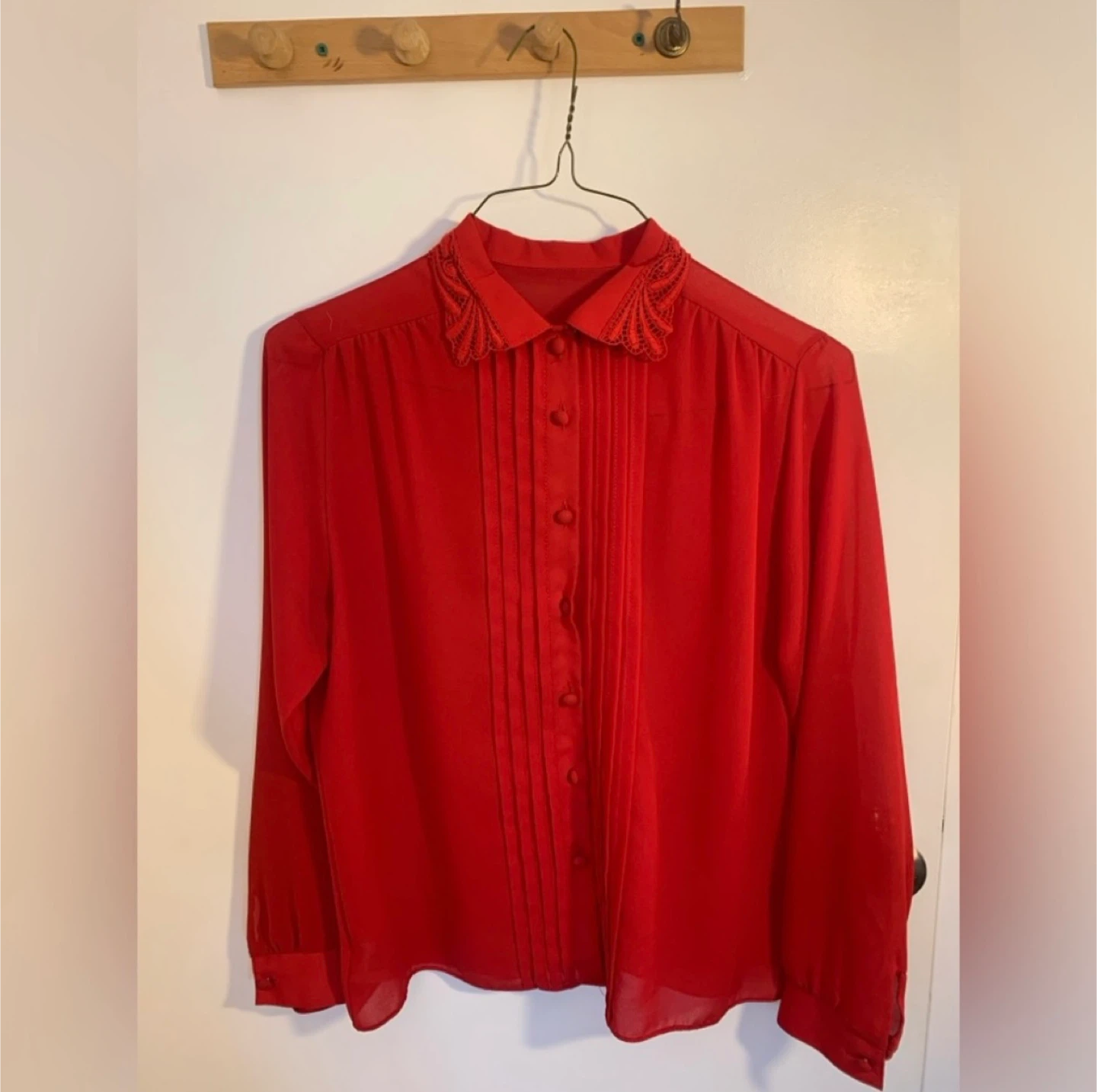 Vintage Blouse with Lace Collar - photo 2