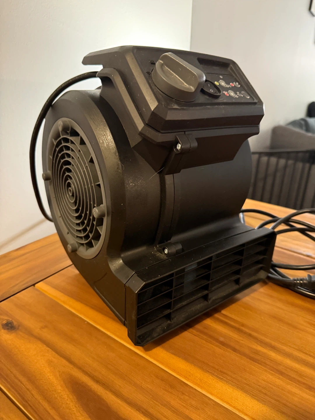 Vacmaster Aero AM201R Air Mover Blower - photo 3