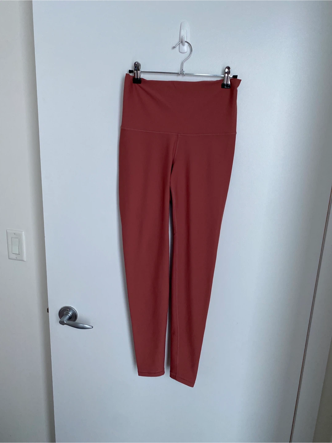 Old Navy - Powersoft Athletic Leggings - Size M