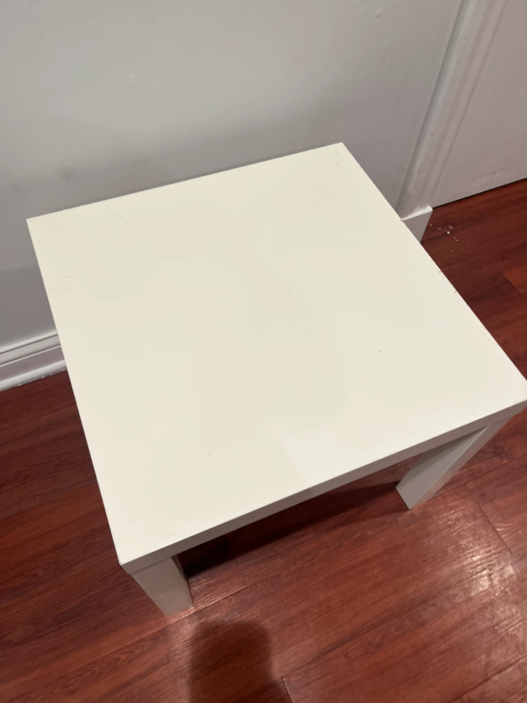 🥕White Square End Table 🥕