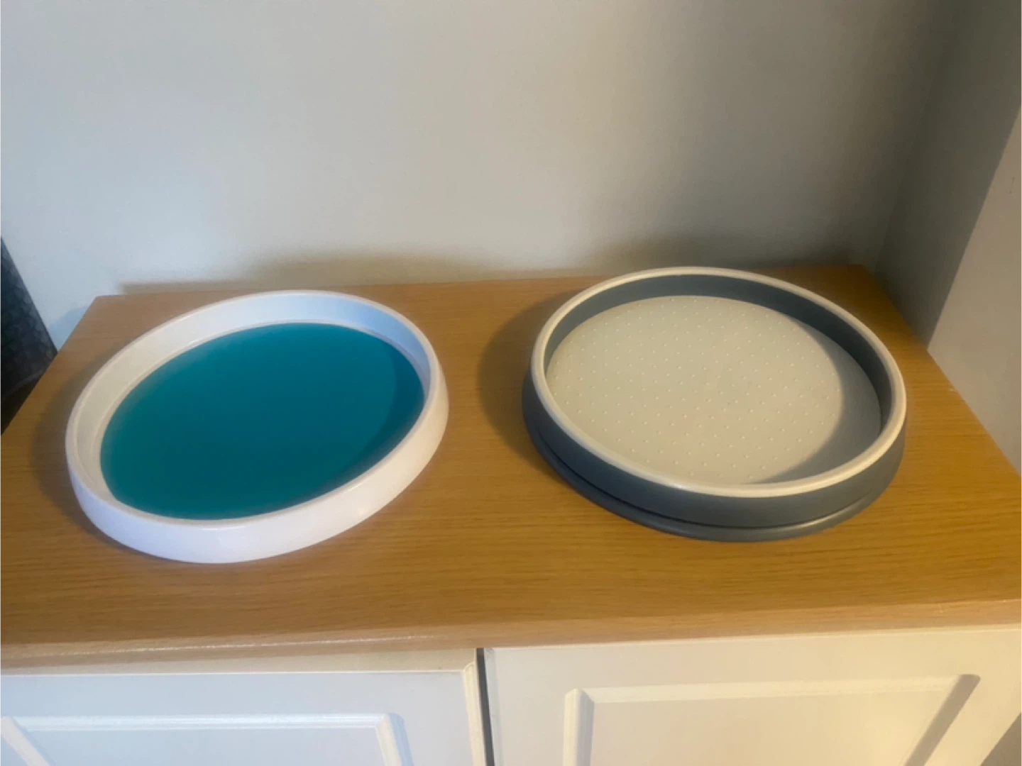 Two Rotating Trays