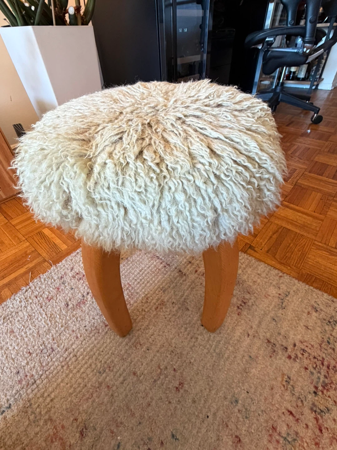 Set of 2 Sheepskin / Mongolian Fur Stools – Solid Wood Legs - photo 2
