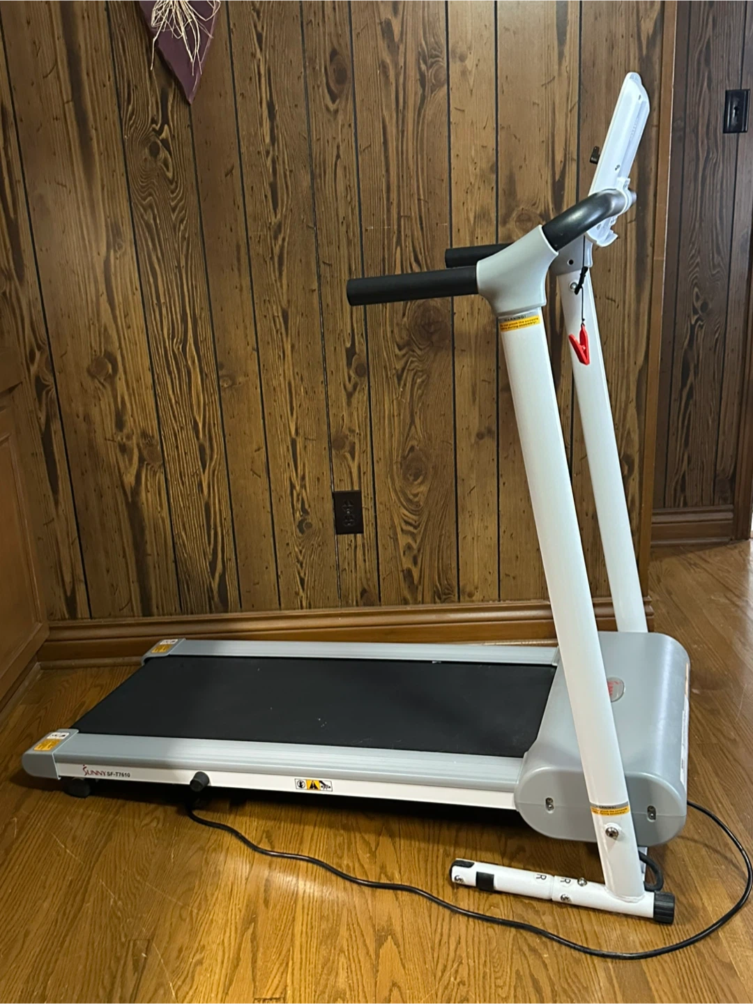 Sunny Health & Fitness Treadmill