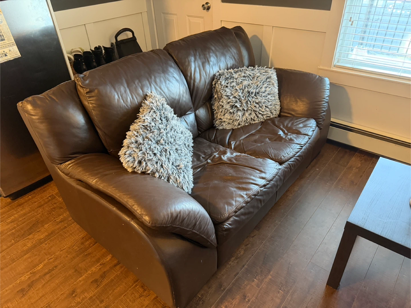 Free couch - photo 3