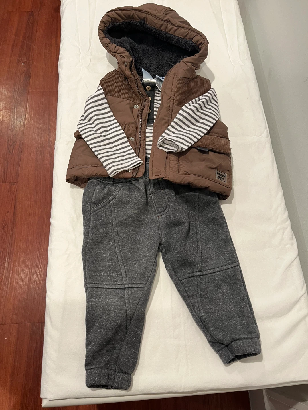 Boys' Clothing Bundle - Various Brands 🥕 - photo 2