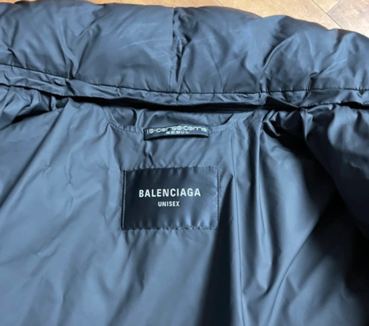 Balenciaga Unisex Puffer Jacket - photo 5