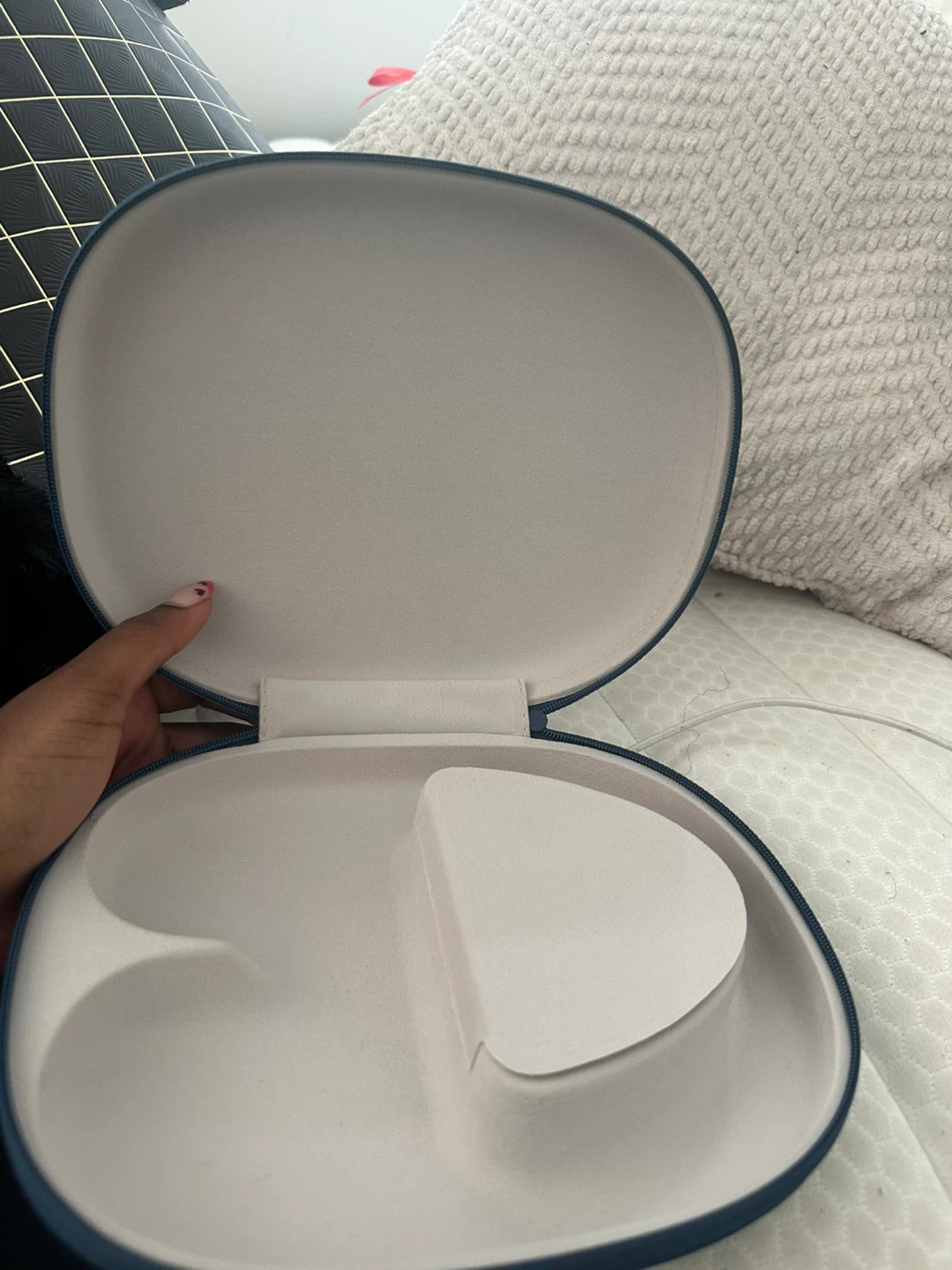 Bowers & Wilkins Carrying Case - photo 2