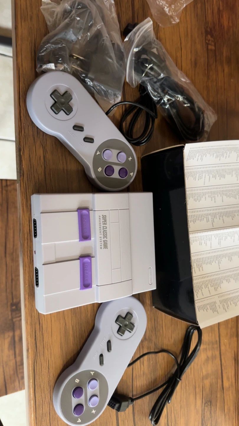 Super Mini SN-02 Classic Game Console with 2 Controllers - photo 2