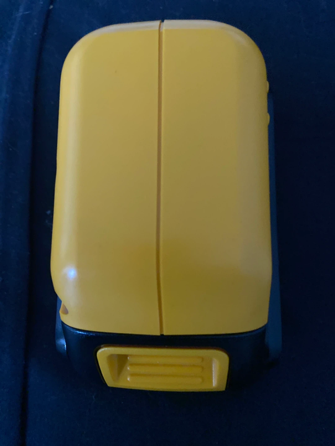 DEWALT 20V MAX Lithium Ion Battery - photo 3