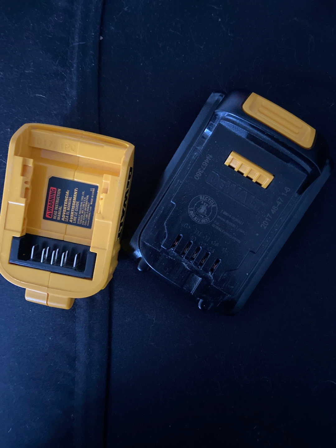 DEWALT 20V MAX Lithium Ion Battery - photo 4