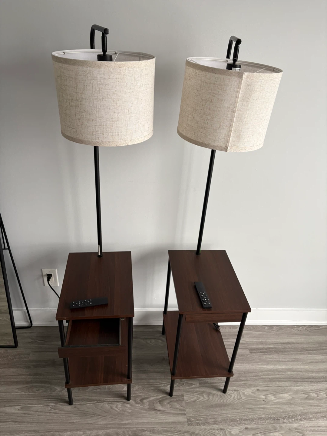 2 Night Tables with Charger and Intelligent Light - photo 2