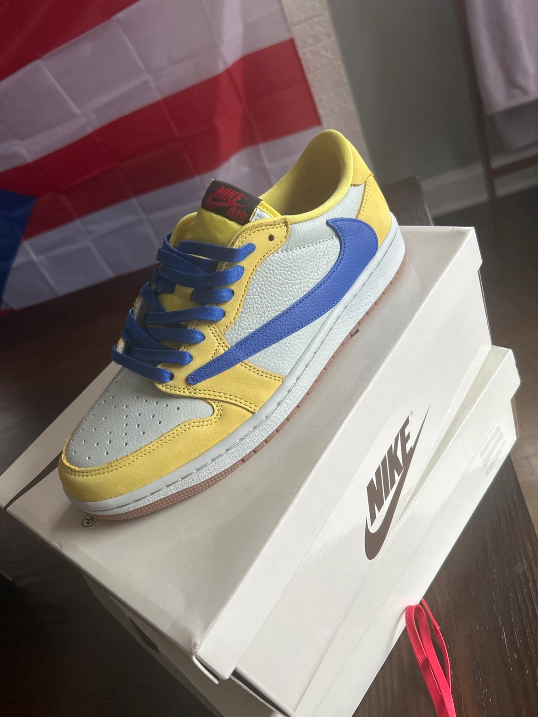 Nike Air Jordan 1 Low Travis Scott