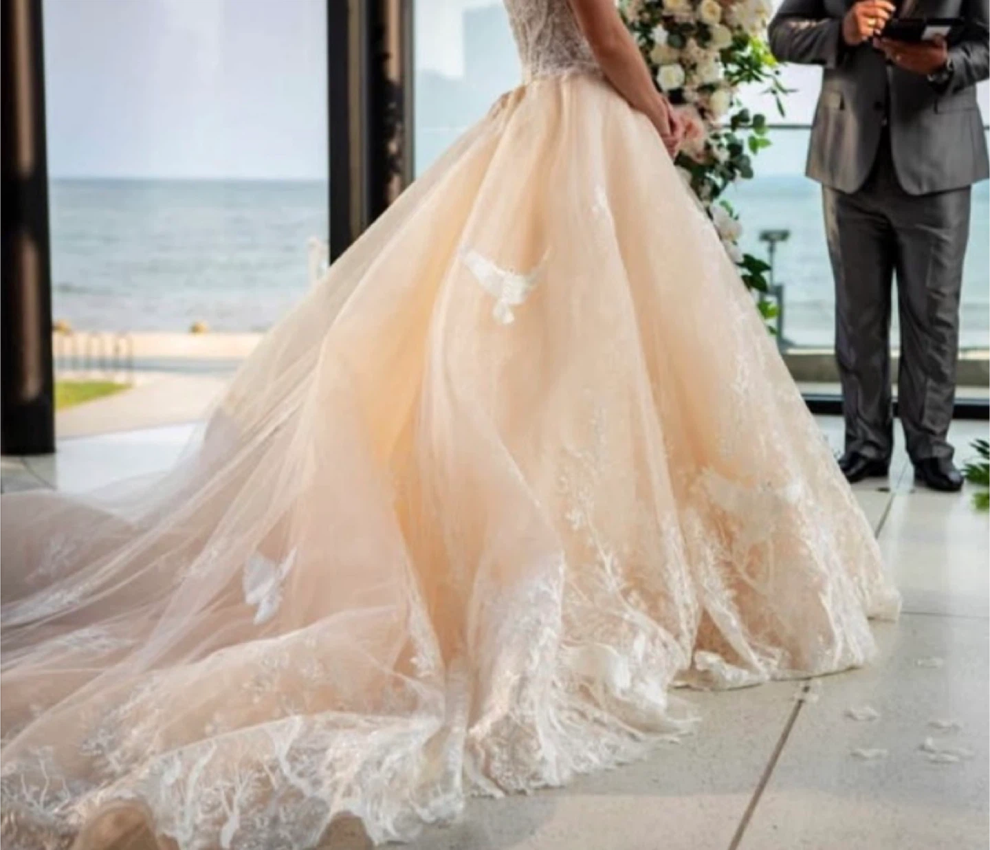 Wedding dress