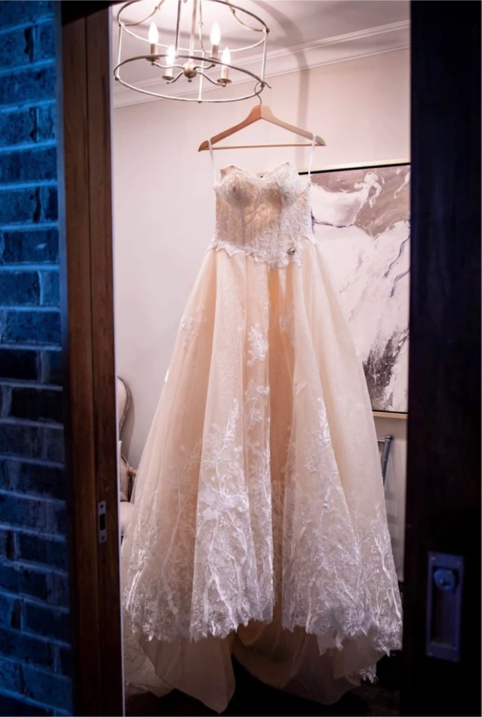 Wedding dress - photo 4