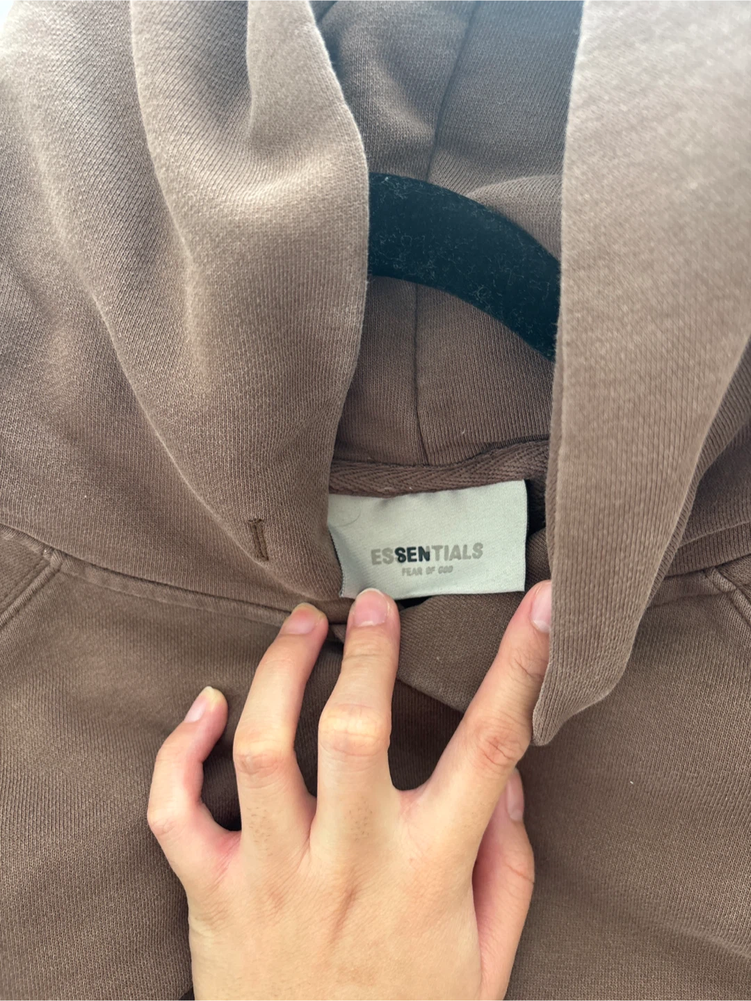 Moving Sale! ESSENTIALS - Fear of God Hoodie - photo 2