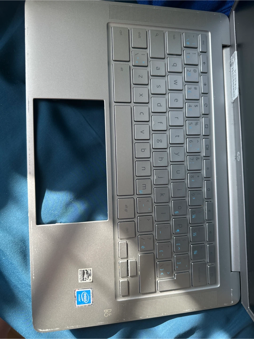 Broken HP Laptop - photo 3