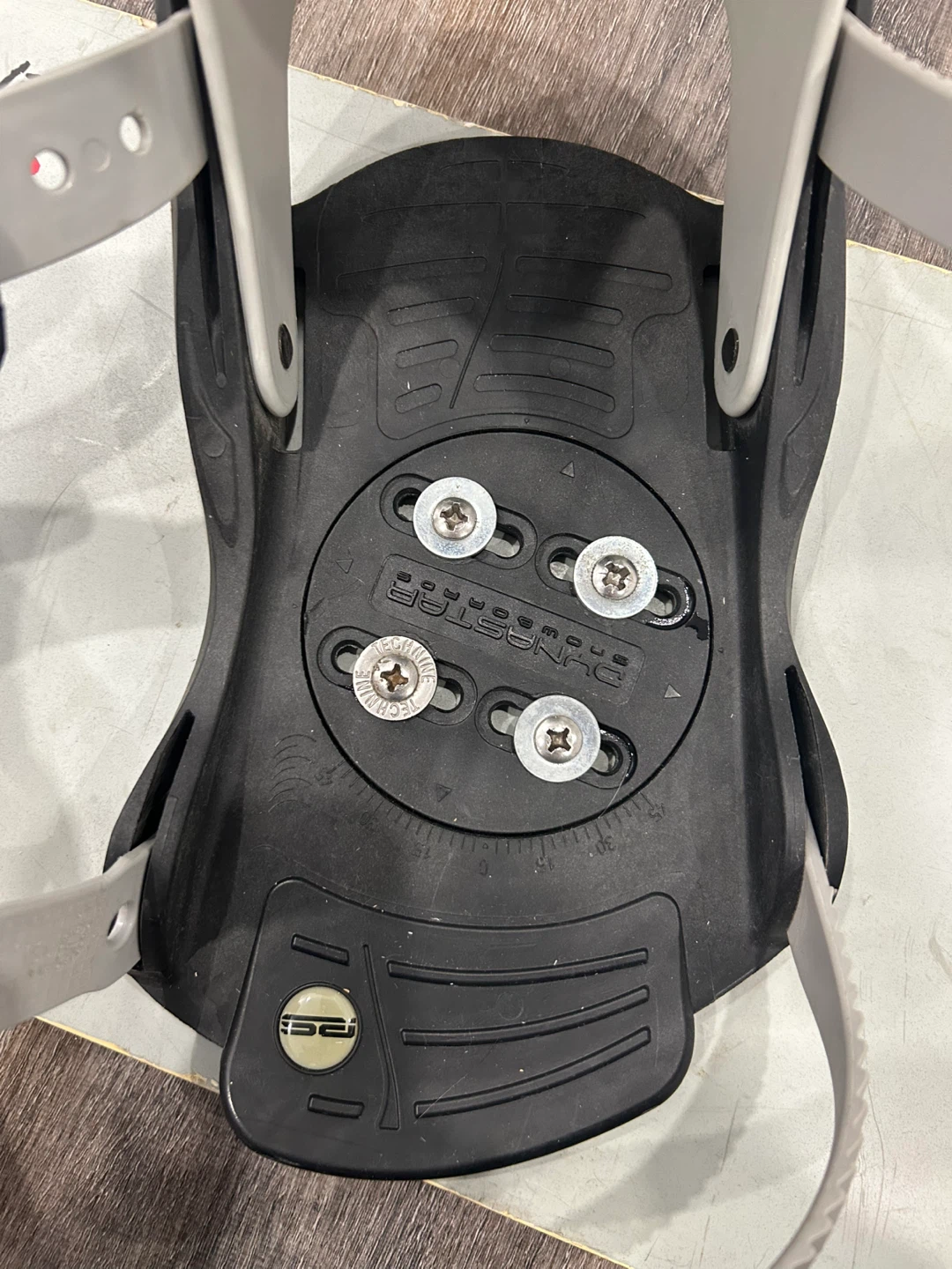 Dynastar 156 + Rossignol Bindings + Salomon Boots - photo 5
