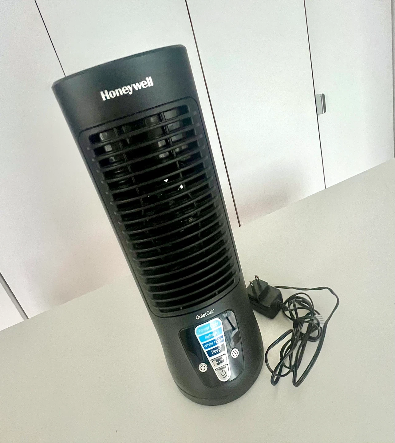 Bedside cooling fan, quiet, multiple settings - photo 3
