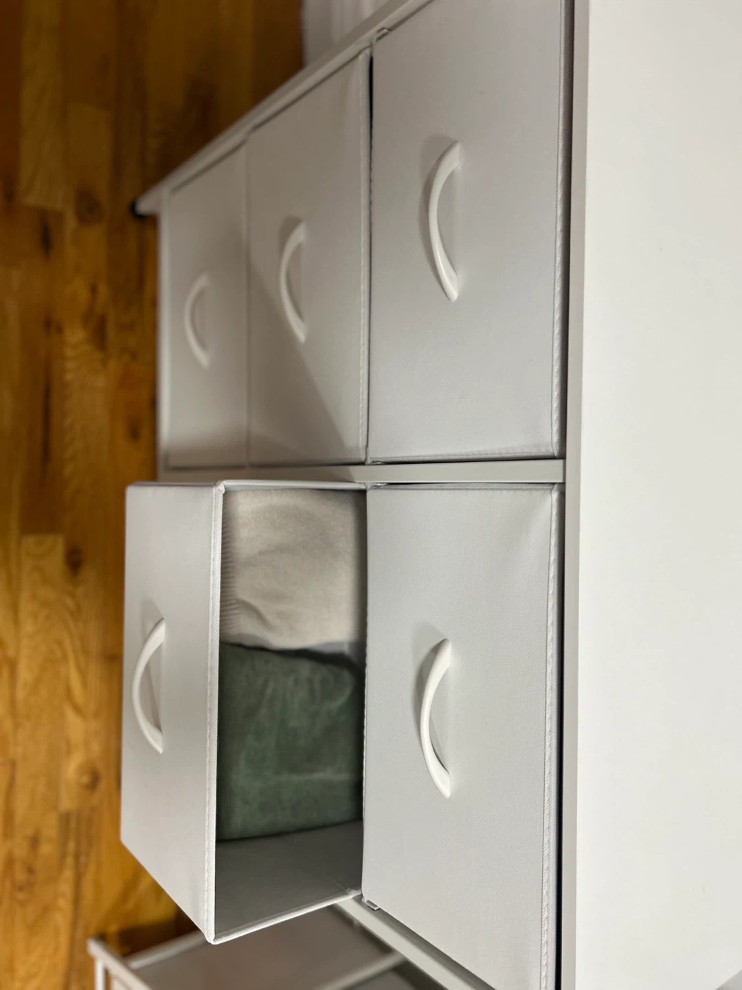White 6-Drawer Fabric Dresser - photo 3
