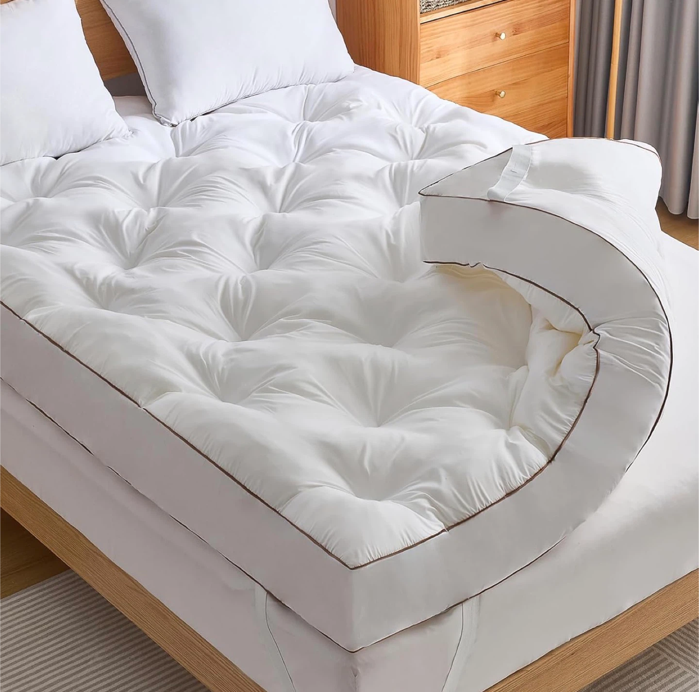 WhatsBedding Memory Foam Mattress Topper