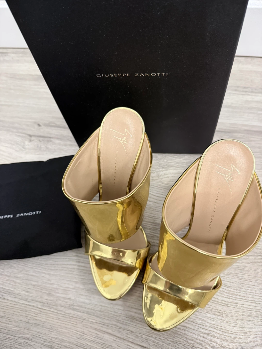 Giuseppe Zanotti Gold Metallic Mule Heels Size 37 - photo 3