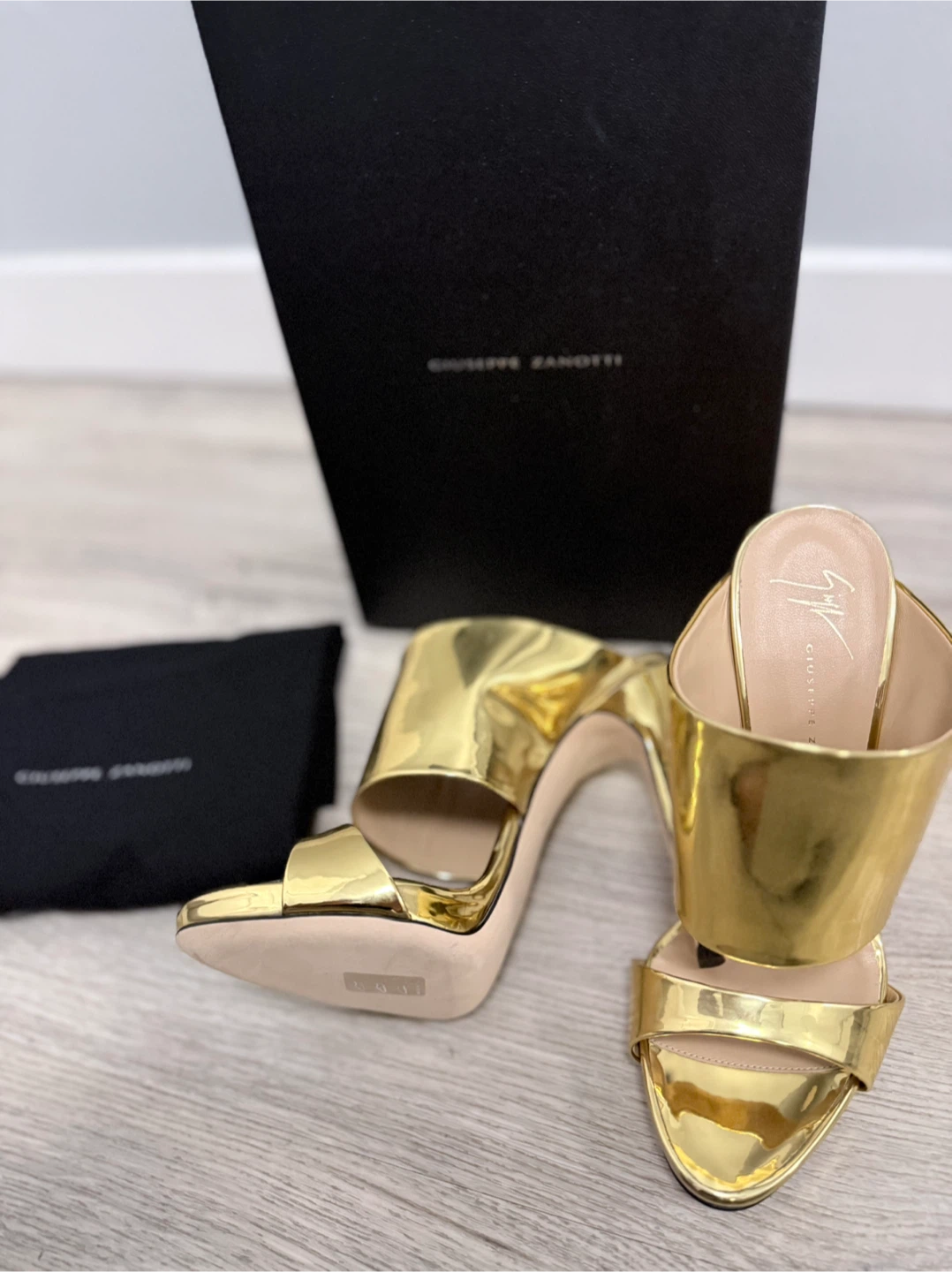 Giuseppe Zanotti Gold Metallic Mule Heels Size 37 - photo 4