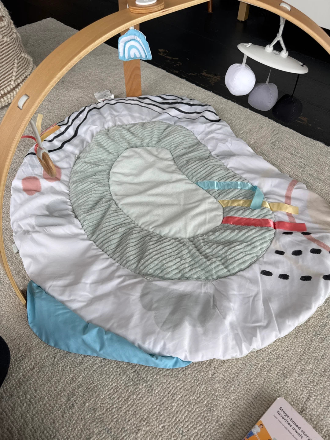 Wooden Baby Gym Play Mat with Toys - photo 2
