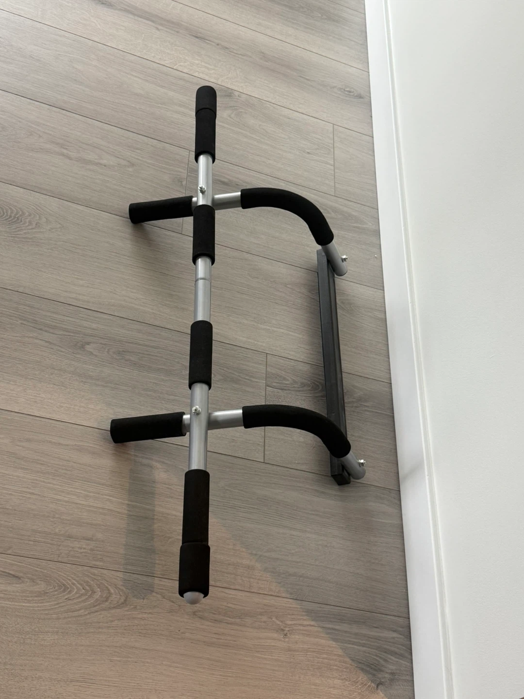 Doorway Pull-Up Bar