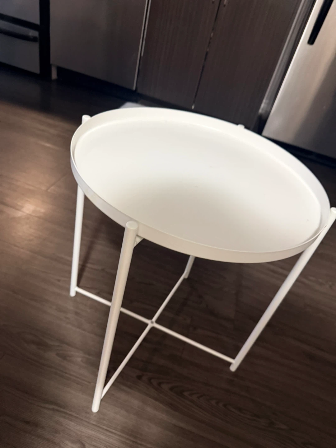 White Metal Side Table - photo 4