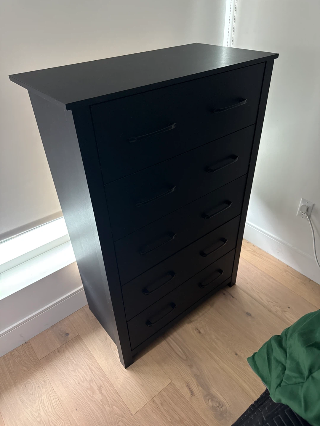 Walter Black 5-Drawer Dresser