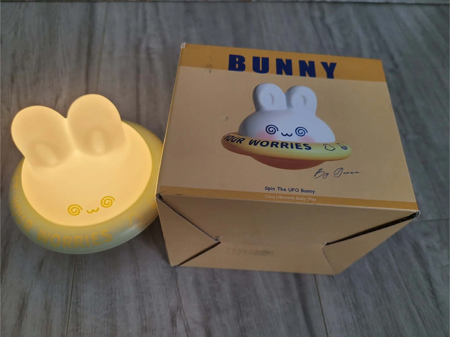 UFO Bunny Night Light - photo 4