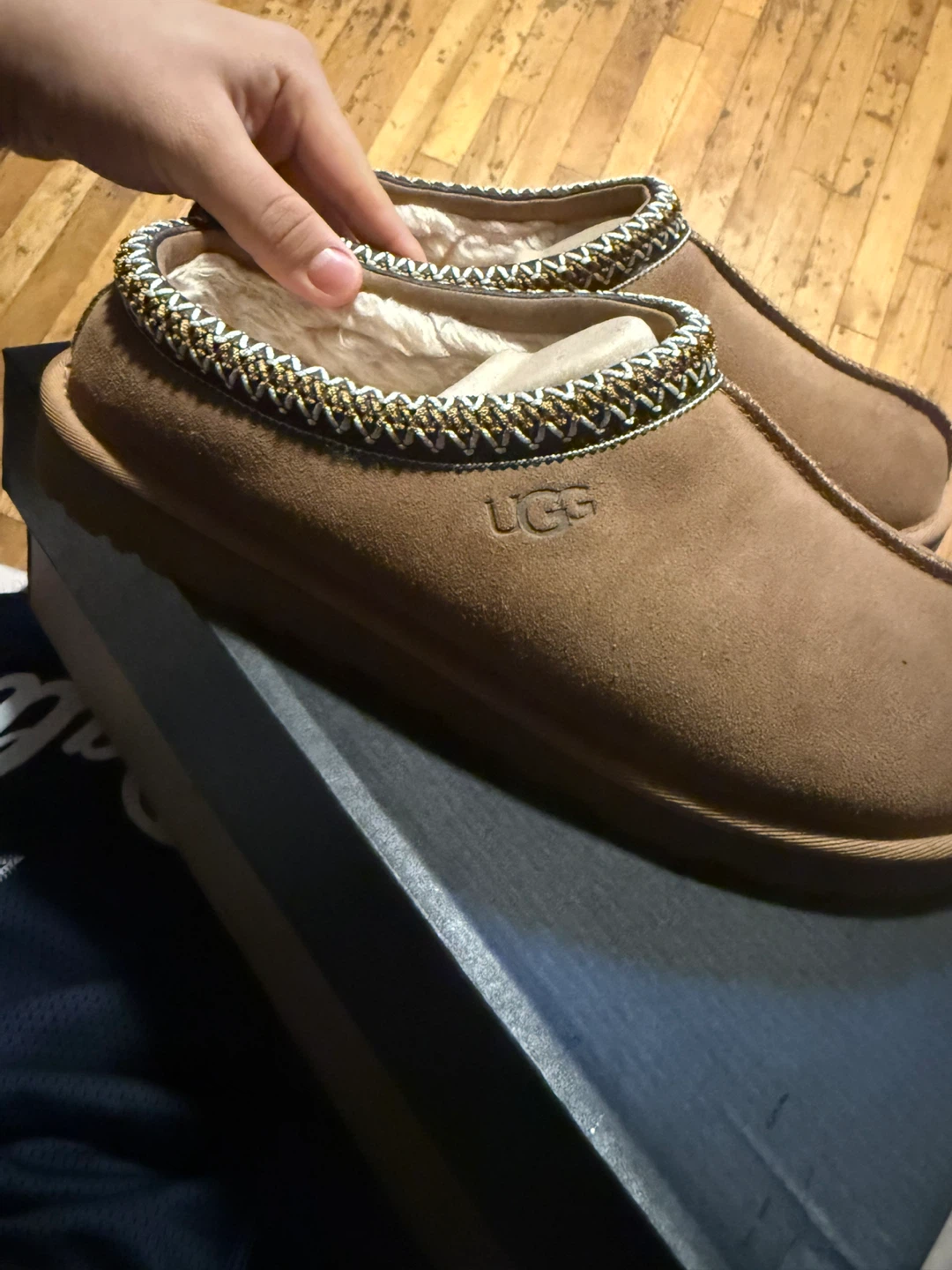 UGG Brown Suede Lined Slippers - photo 2