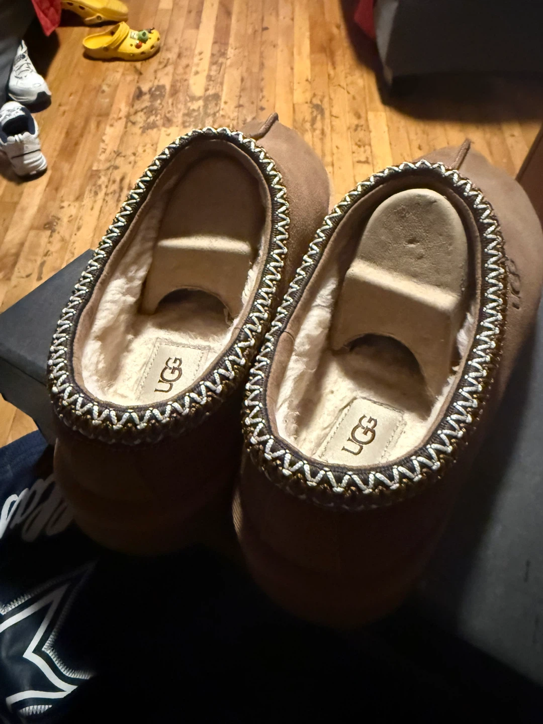 UGG Brown Suede Lined Slippers - photo 4