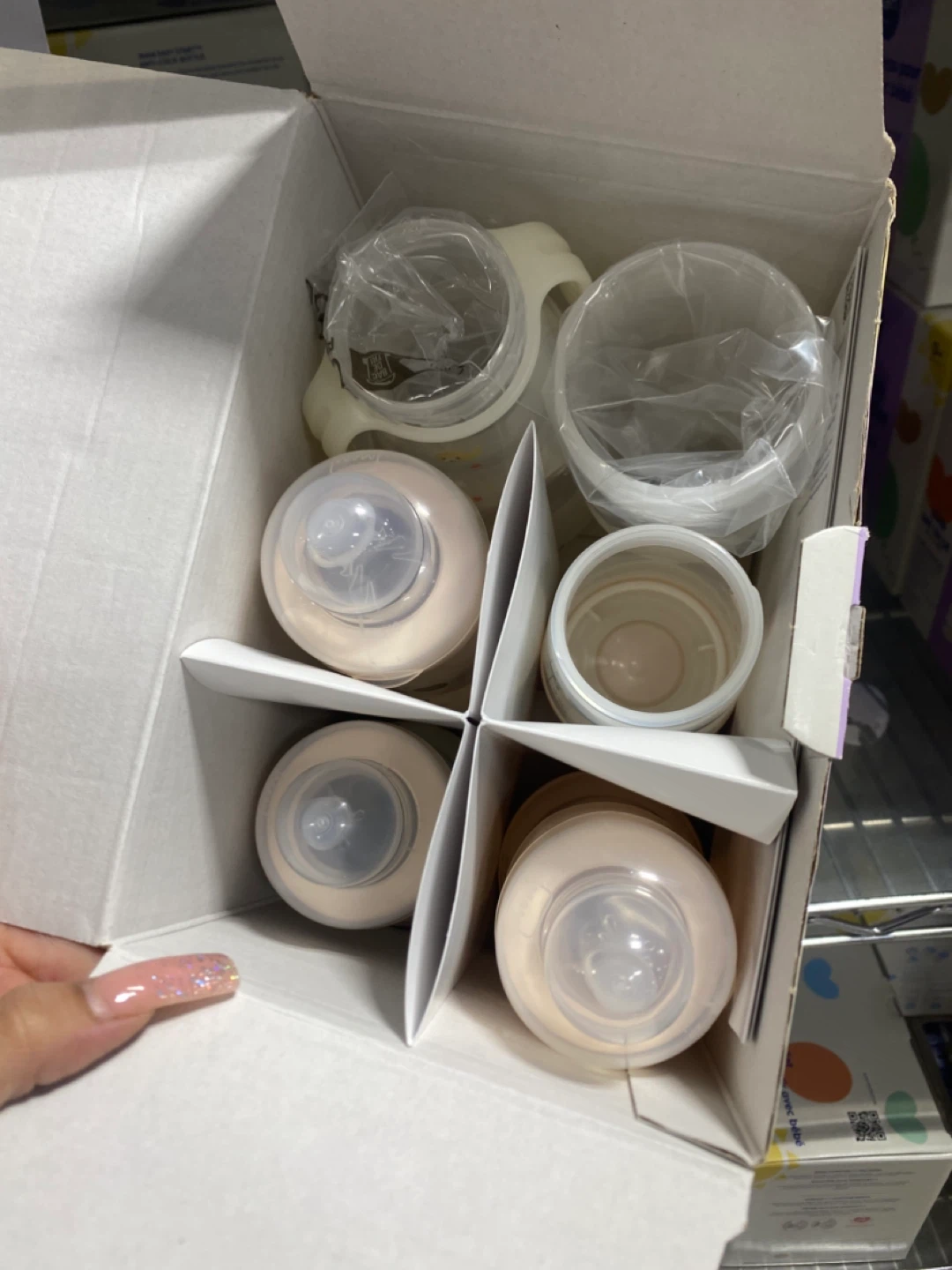 MAM Grow With Baby Gift Set - Anti-Colic Essentials for Newborns - photo 2