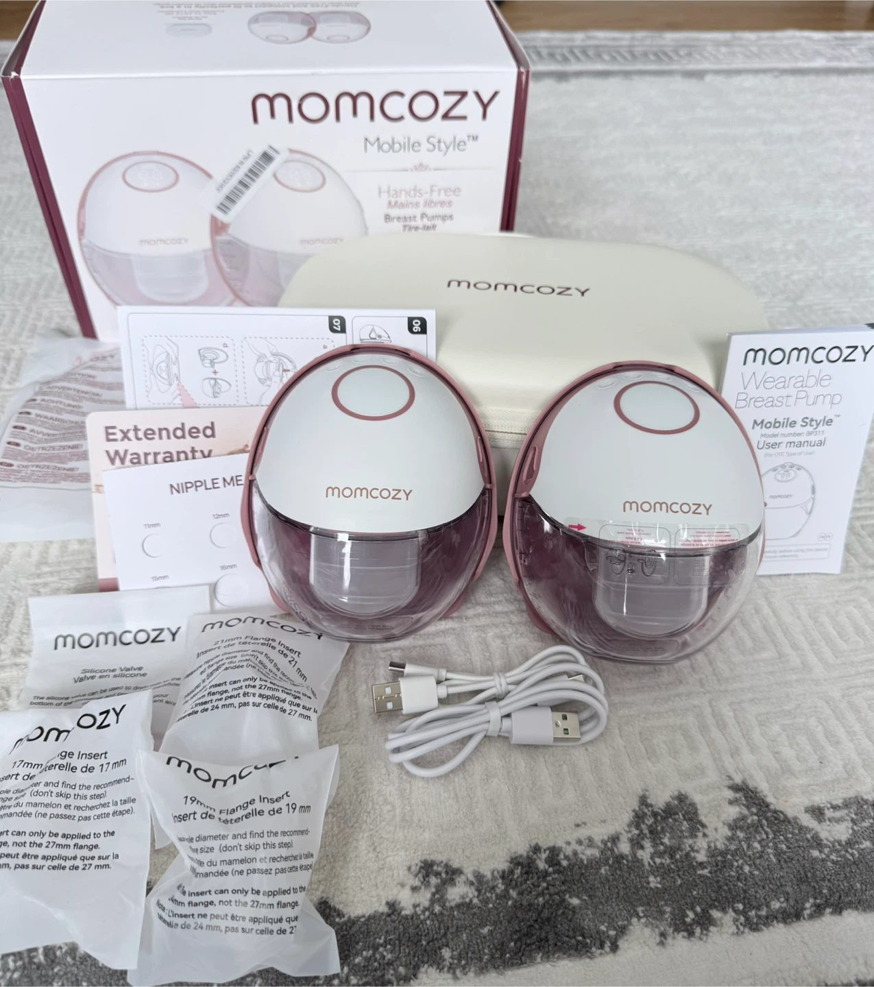 Momcozy M6 Wearable Breast Pump Mobile Style
