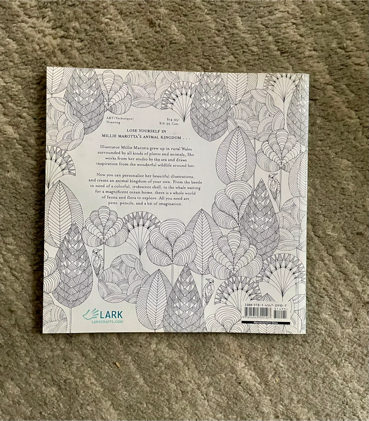 🥕Adult  Animal Kingdom Colour Me, Draw Me Coloring Book - photo 5