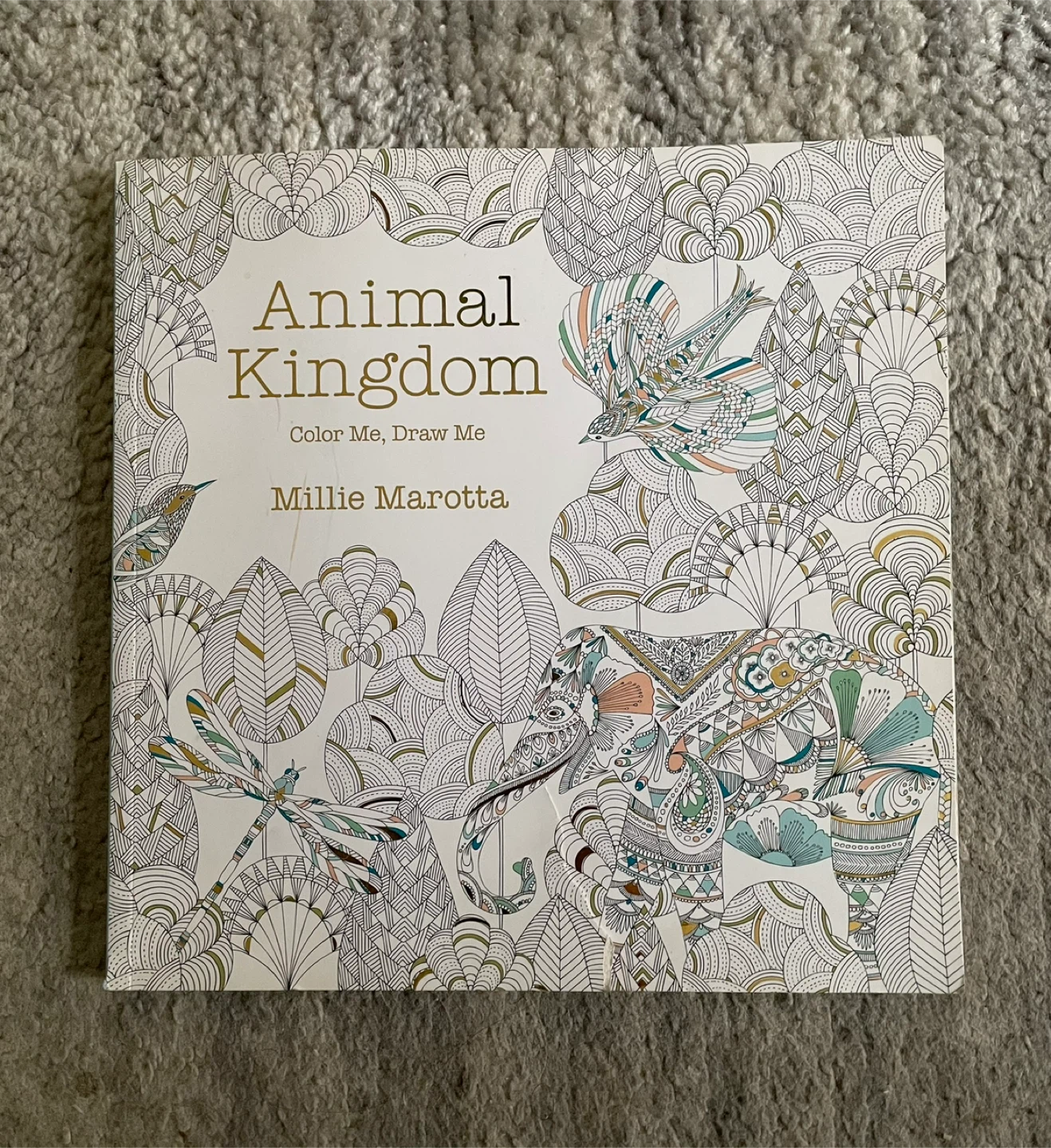 🥕Adult  Animal Kingdom Colour Me, Draw Me Coloring Book