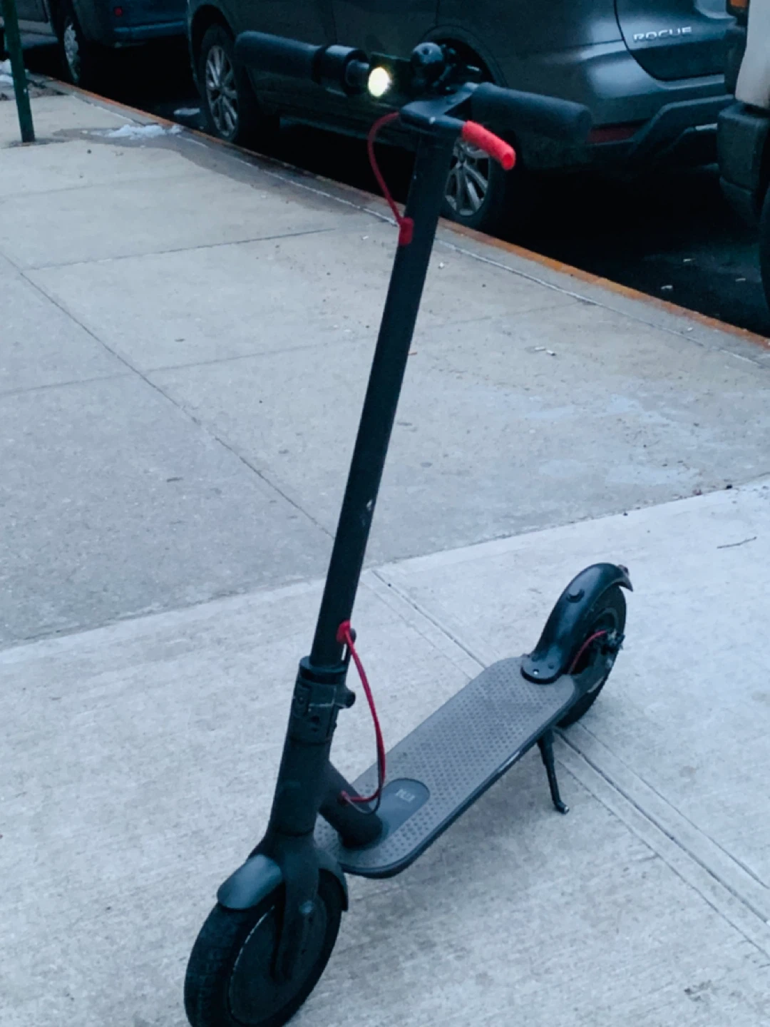 Xiaomi Mi Electric Scooter run fast 20 mph - photo 2